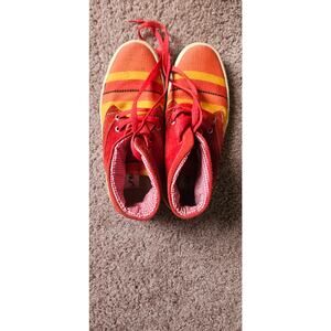 beautiful brecha red shoes like Vans unisex fits a women's small 8 or 7.5 r